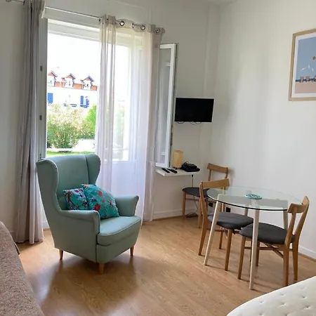 Phare De Regina Golf Apartman