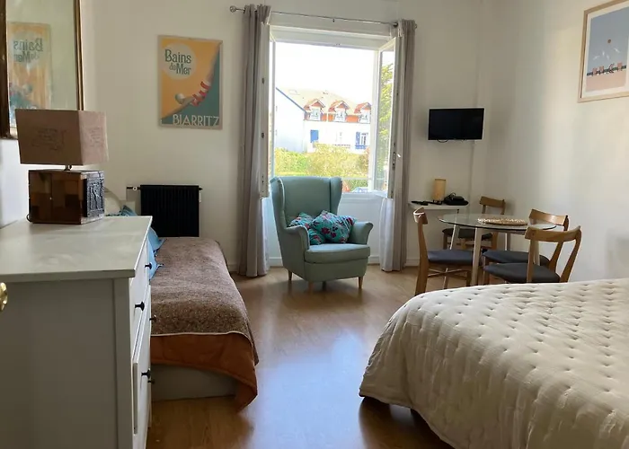 Phare De Résidence Régina Golf